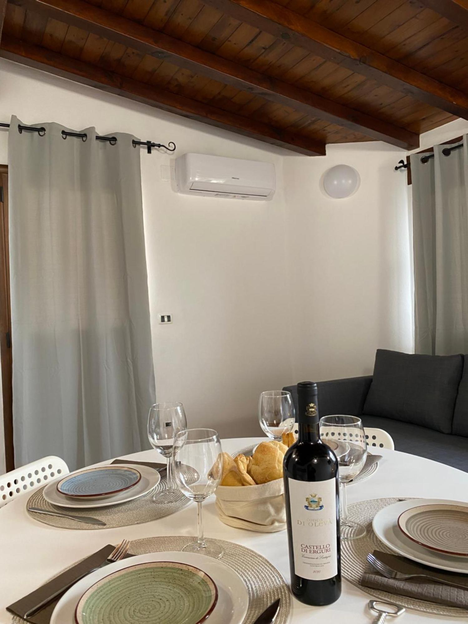 Casa Vacanza Porta Smeralda Όλμπια Εξωτερικό φωτογραφία